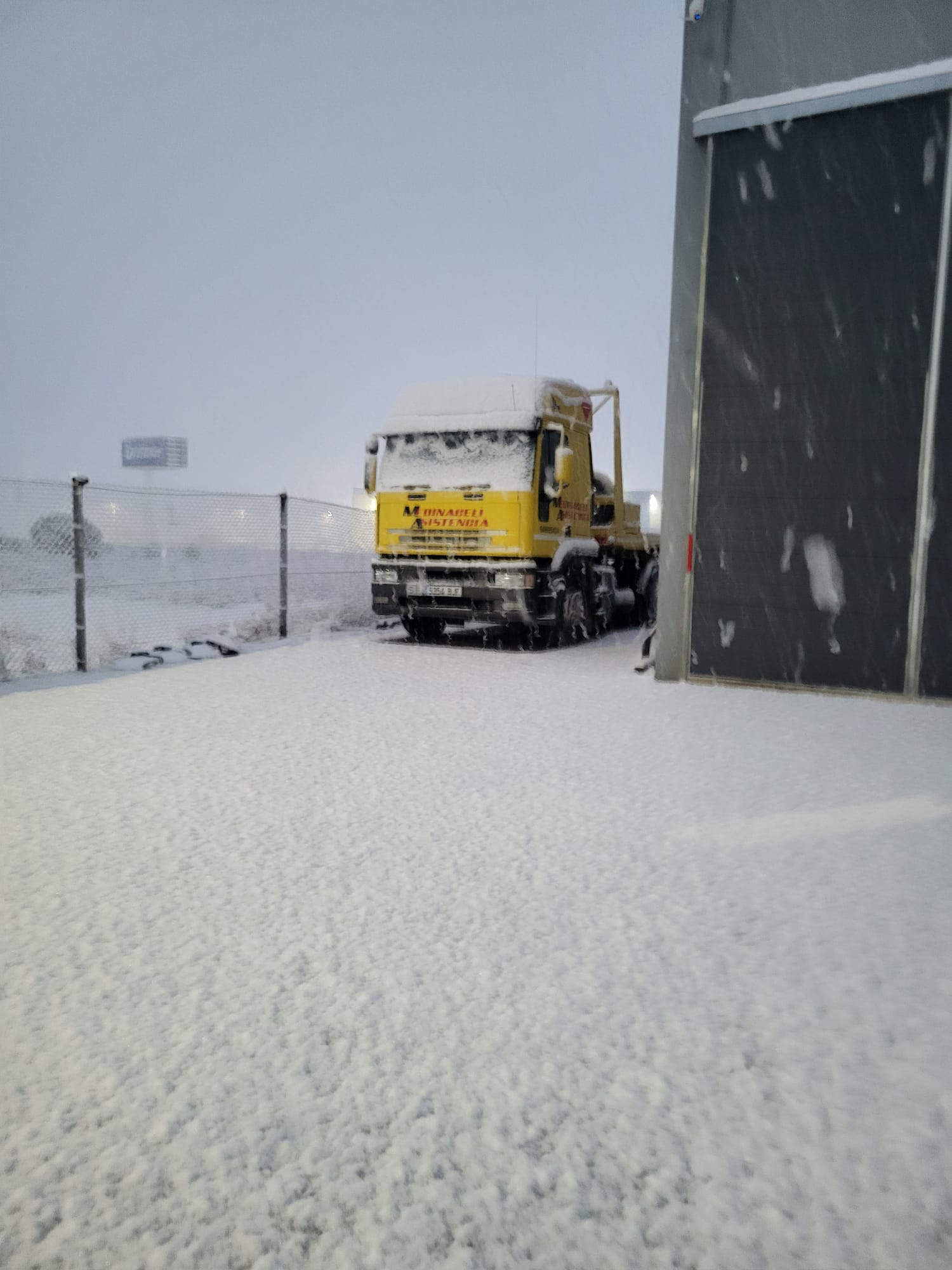 WhatsApp Image 2025-11-26 at 10.09.27 (2)